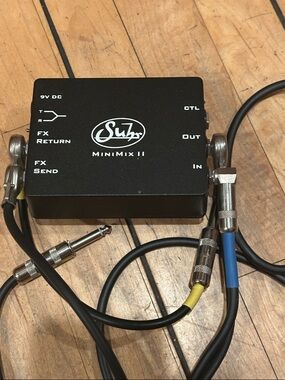 MiniMix II Black Mini Pedal Splitter - Black